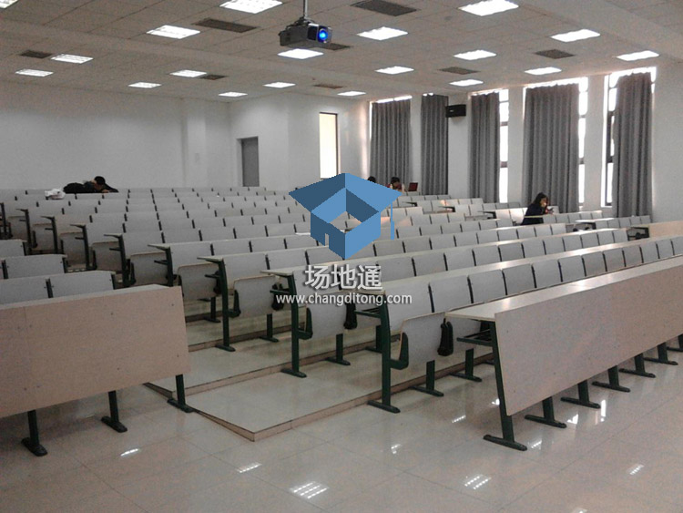 上海海洋大学260人教室