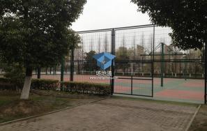 上海工程技术大学松江校区西篮球场