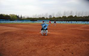 上海外国语大学松江校区棒球场