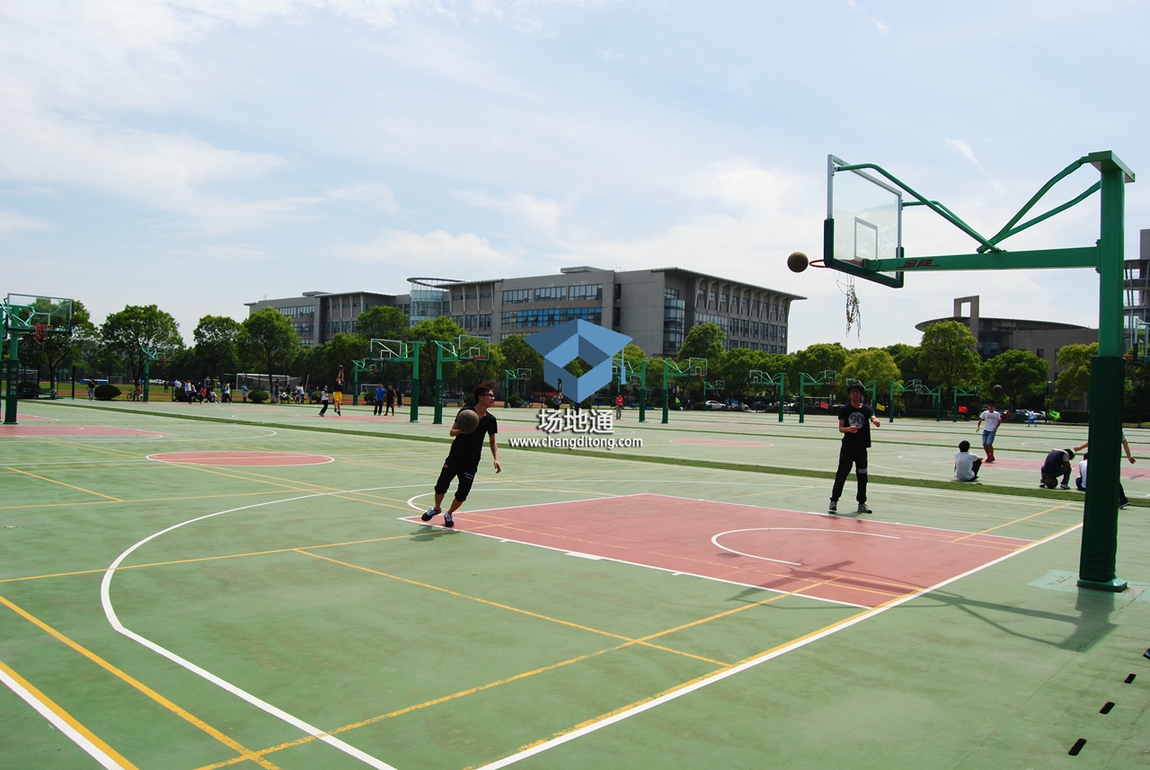 上海政法学院篮球场